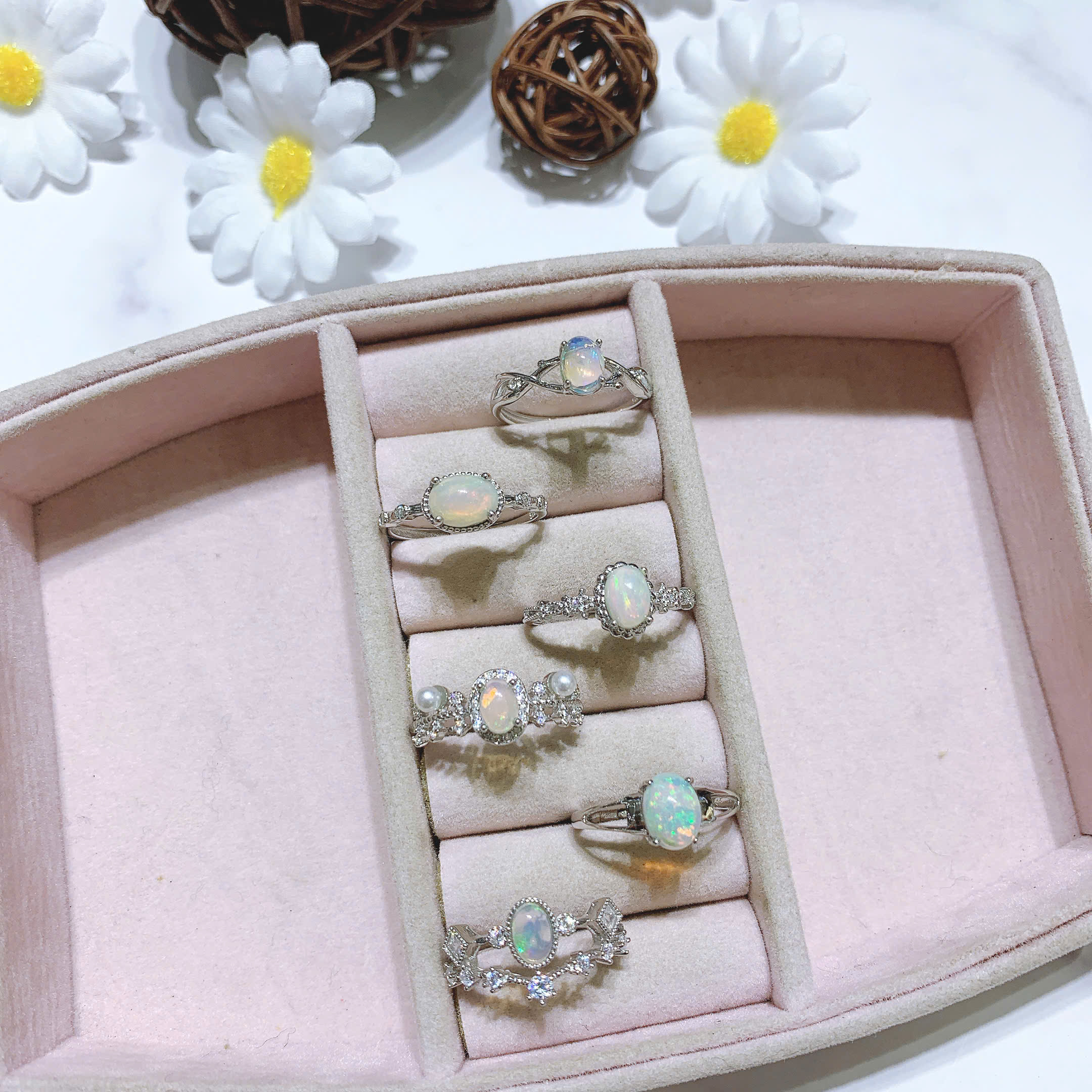 Nhẫn bạc đính đá Opal tự nhiên cao cấp